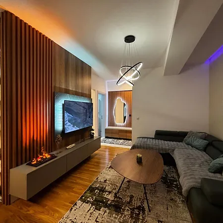 Luxury Furnished At The Center Of The * Skopje