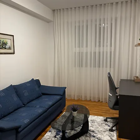 Luxury Furnished At The Center Of The *